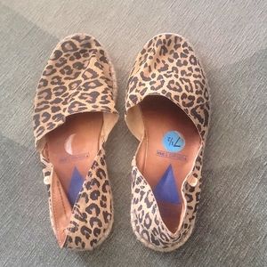 VERBENAS SHOES, SIZE 7.5 (38)